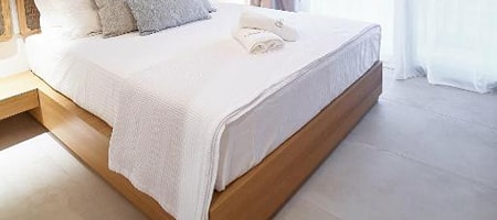 Executive Suite with Side Sea View – (32m2)