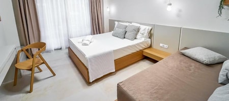 Junior Suite with Garden View – (26m2)