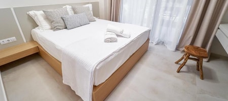 Suite with Pool View – (32m2)