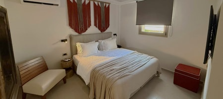 Deluxe Suite with Garden View and Outdoor Hot Tub