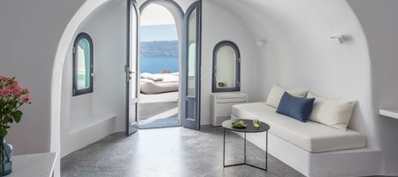 Artist’s Suite with Plunge Pool | Caldera View