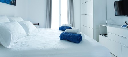 Studio with Sea View and Pool View (Three)