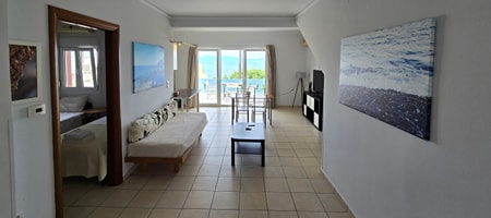 Ground Floor 2BR Apartment with Sea View & Balcony