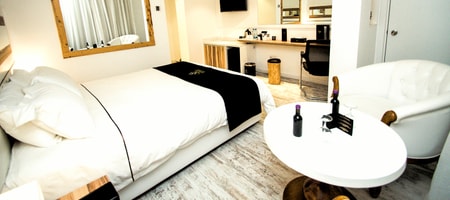 Standard Double Room with Inland View | No Balcony