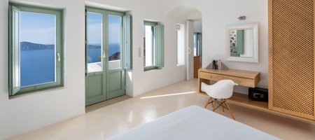 Executive Suite with Panoramic Caldera View