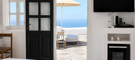 Standard Cave Suite Sea View
