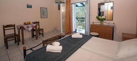 1 | Triple Studio- Single Beds- 1st Floor