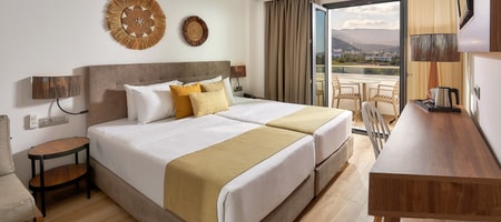 Superior Suite 1 Bedroom Garden View