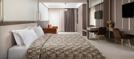 Senior Suite