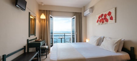 Twin Comfort Side Sea View