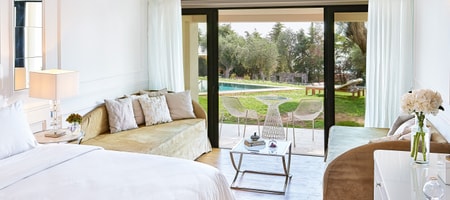 Family Bungalow Open Plan Sharing Pool Ground Floor