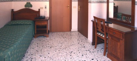 Single private bathroom room
