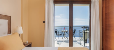 Superior Double Room with Balcony and Sea View