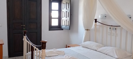 Cozy Studio with Double Bed & Partial Sea View