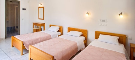 Triple Room with 3 Single Beds Sea / Garden View