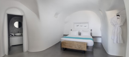 Cave Suite with Sea View