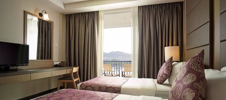 Executive Deluxe Seaview