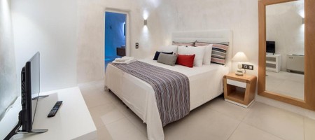 Grand Suite Indoor Jetted Tub