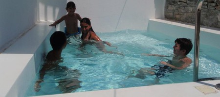Superior Family room with private mini pool – hydromassage