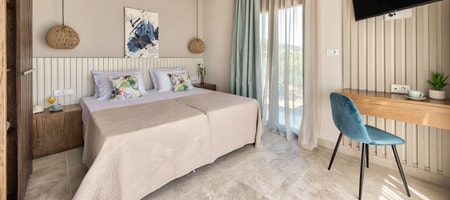 5 Bedroom Villa