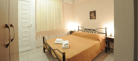 Double Room Economy