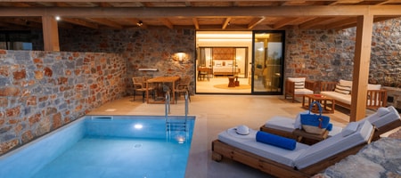 Deluxe Suite with Private Heated* Pool