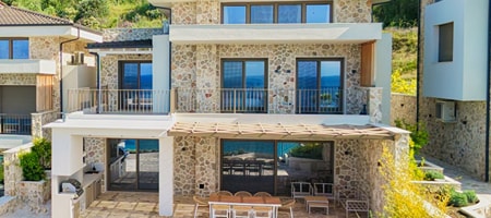 EōSea Hemēra (180m2 - 4BR - 8 pax)