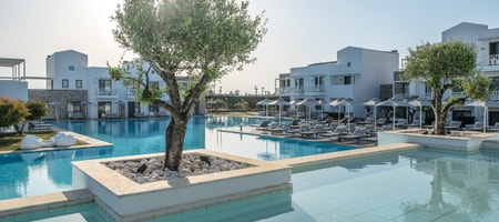 Diamond Deluxe Hotel