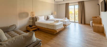 Deluxe Double Room Plus with Side Sea View/1st Floor