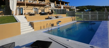Villa 1 & apartment - 5 + 1 BEDROOMS