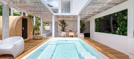 Wellness Suite with Mini Pool & Garden