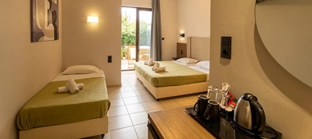 Triple Room with Jacuzzi