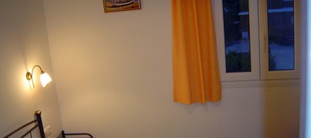 Budget Double Room in Dina's Town