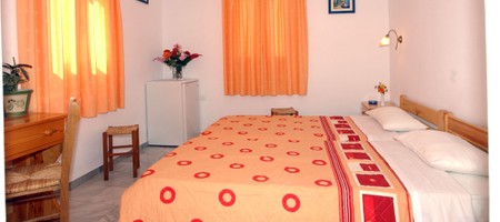 Garden View Room with 2 Single Beds in Dina's Town