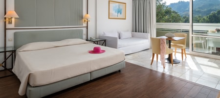 Premium Studio Side Sea View