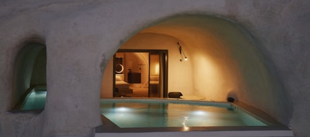 Elysium Cave Suite with Jacuzzi & Caldera View