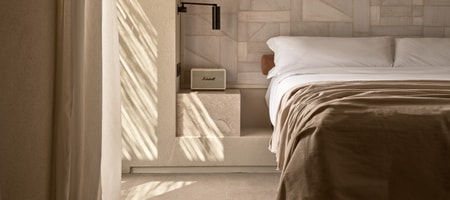 Island Gaze Room Inland View