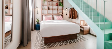 Urban Loft Suite with Rooftop Terrace