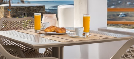 Grand Sea View Apartment