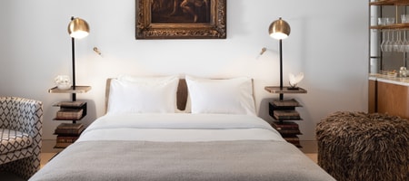 Antique Bijou Room