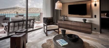 Premium One Bedroom Suite Sea View with Outdoor Jacuzzi
