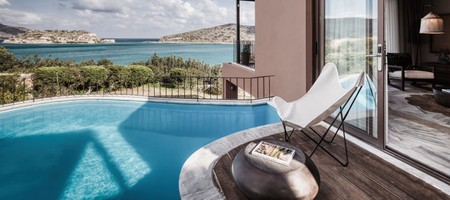 Premium One Bedroom Suite Sea View with Private Pool
