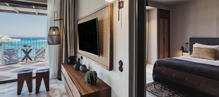 Family Suite Sea View with Private Pool