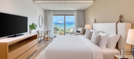 Emerald Suite Beachfront