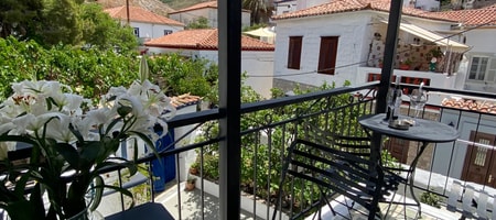 Douskos Uptown Living Hydra