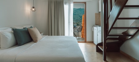 Maisonette Mountain View