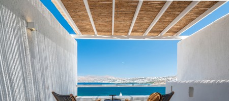 Two bedroom maisonette with private sharing pool