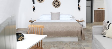 Delight Comfort Cave Studio with Private Plunge Pool