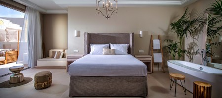 Luxury Veranda Suite with Hot Tub