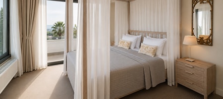 Honeymoon Suite
